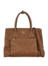 Vitello Daino Tote, front view